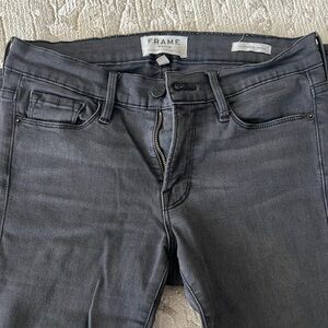 Frame women’s dark skinny jeans